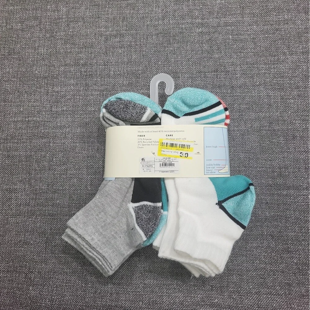 Cat & Jack Boys' 10pk Striped Lightweight Ankle Socks Size Medium 9-2.5